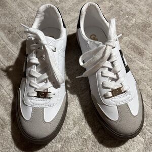 GBG Los Angeles (Guess) sneakers